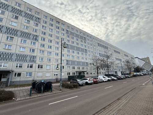 Foto - Wohnung zum Mieten in Halle 380,00 € 48 m²