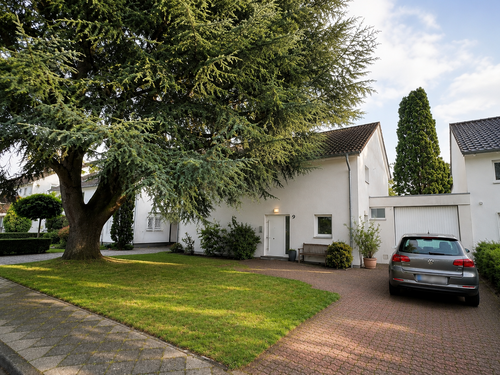Foto - Haus zum Kaufen in Düsseldorf 1.700.000,00 € 199 m²