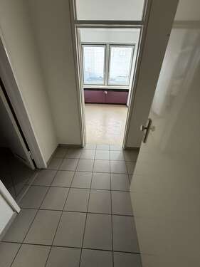 Foto - Wohnung zum Mieten in Ludwigshafen am Rhein 500,00 € 40 m²