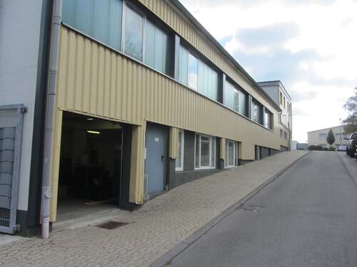 Foto - Halle in Radevormwald 650,00 € 132.5 m²