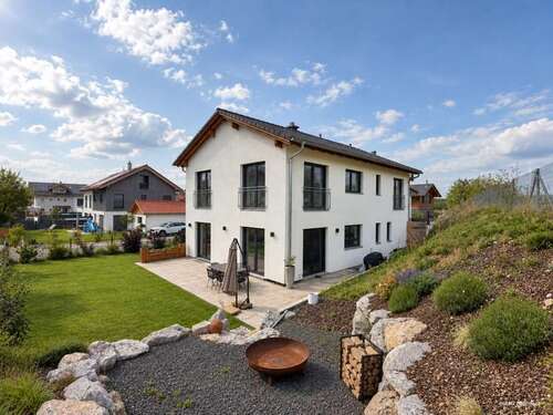 Foto - Haus zum Mieten in Aying Großhelfendorf 3.130,00 € 198 m²