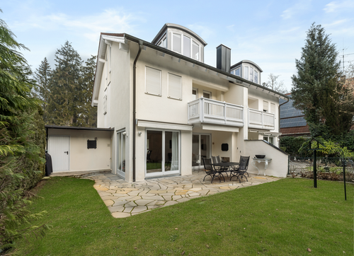 Foto - Haus zum Kaufen in München 950.000,00 € 160 m²