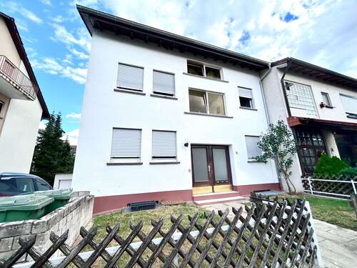 Foto - Haus zum Kaufen in Linkenheim-Hochstetten 385.000,00 € 128.5 m²