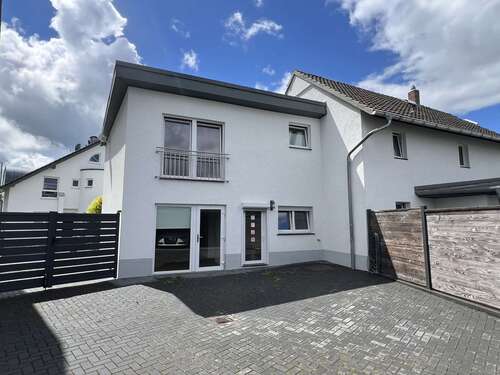Foto - Haus zum Kaufen in Meckenheim 649.000,00 € 250 m²