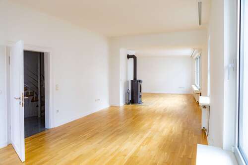 Foto - Haus zum Mieten in Dreieich 3.200,00 € 207 m²