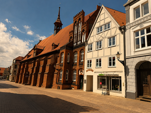 Foto - Haus zum Kaufen in Wismar 578.500,00 € 305.2 m²