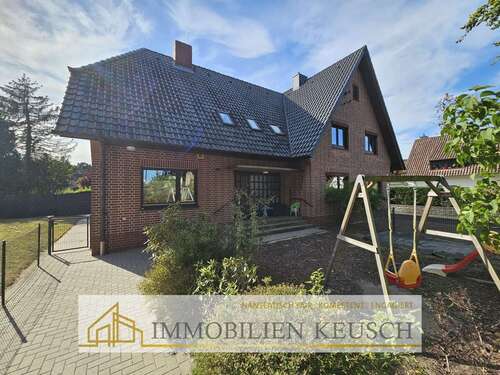 Foto - Haus zum Kaufen in Achim 485.000,00 € 244.76 m²