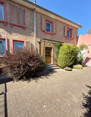 Foto - Haus zum Kaufen in Egelsbach 796.000,00 € 178.4 m²