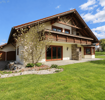 Haus zum Kaufen in Altusried 774.990,00 € 335.01 m²