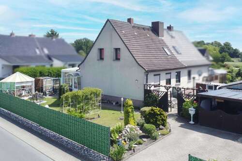 Foto - Haus zum Kaufen in Altenpleen 149.000,00 € 109 m²