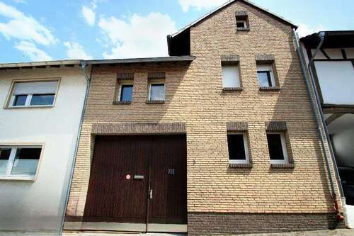 Foto - Haus zum Kaufen in Grafschaft 220.000,00 € 104 m²