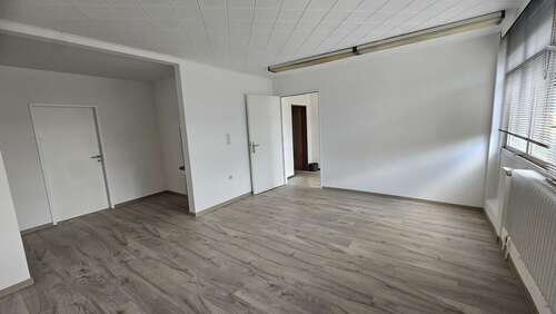 Foto - Wohnung zum Mieten in Garbsen 350,00 € 35 m²