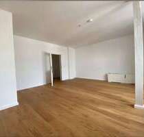 Wohnung zum Mieten in Zwickau 540,00 € 79.48 m²