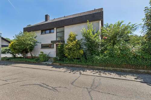 Foto - Haus zum Kaufen in Karlsruhe 990.000,00 € 296.98 m²