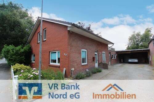 Foto - Haus zum Kaufen in Langenhorn 199.900,00 € 215 m²