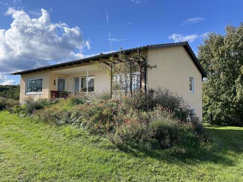 Foto - Haus zum Kaufen in Ihrlerstein 430.000,00 € 146 m²