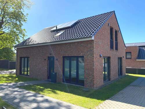 Foto - Haus zum Mieten in Bremen 1.450,00 € 139 m²