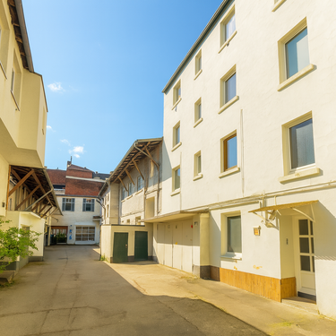Foto - Haus zum Kaufen in Düsseldorf 720.000,00 € 200 m²