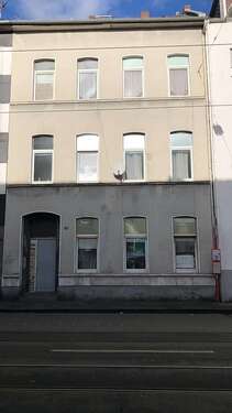 Foto - Haus zum Kaufen in Krefeld 285.000,00 € 224 m²
