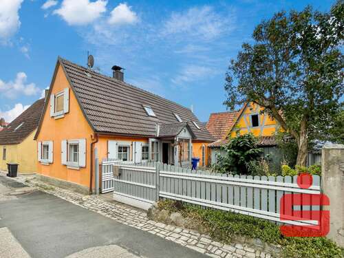 Foto - Haus zum Kaufen in Martinsheim 95.000,00 € 100 m²
