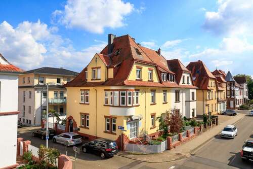 Foto - Haus zum Kaufen in Grünstadt Asselheim 830.000,00 € 300 m²