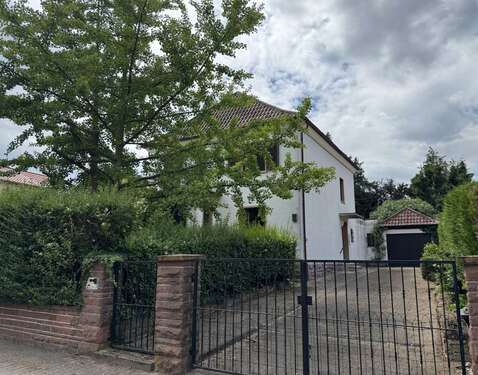 Foto - Haus zum Kaufen in Worms Herrnsheim 798.000,00 € 160 m²