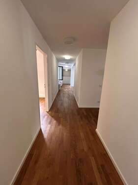 Foto - Büro in Augsburg 2.944,00 € 184 m²