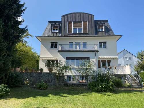 Foto - Haus zum Mieten in Hofheim am Taunus 3.000,00 € 230 m²