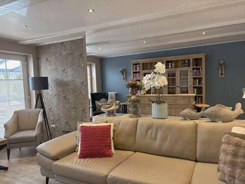 Foto - Haus zum Kaufen in Krummhörn 495.000,00 € 220 m²