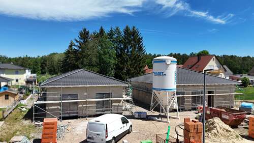 Foto - Haus zum Kaufen in Teublitz 575.000,00 € 108.97 m²