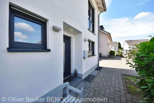 Foto - Haus zum Kaufen in Troisdorf 689.000,00 € 144 m²