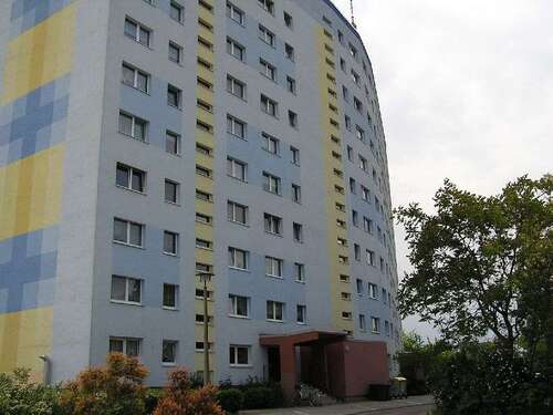 Foto - Wohnung zum Mieten in Brandenburg an der Havel 232,64 € 35.79 m²