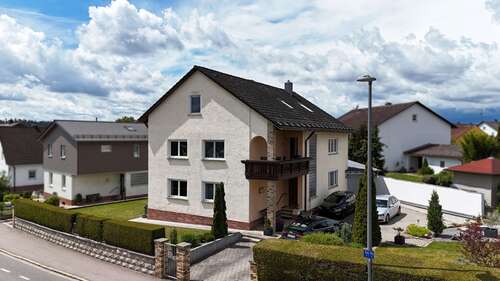Foto - Haus zum Kaufen in Burglengenfeld 455.000,00 € 243.94 m²