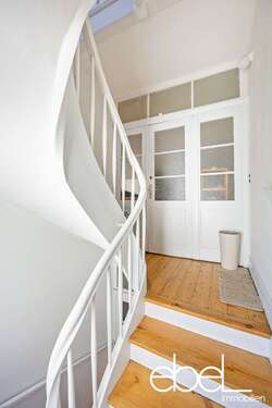 Foto - Haus zum Kaufen in Bad Soden 1.200.000,00 € 200 m²