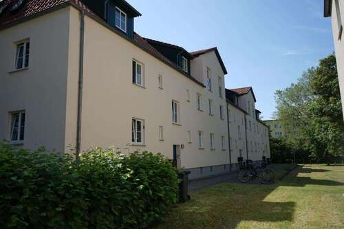 Foto - Wohnung zum Mieten in Brandenburg an der Havel 273,02 € 42.86 m²