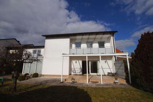 Foto - Haus zum Kaufen in Neumarkt in der Oberpfalz 645.000,00 € 175 m²