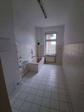 Foto - Wohnung zum Mieten in Halle 480,00 € 64 m²