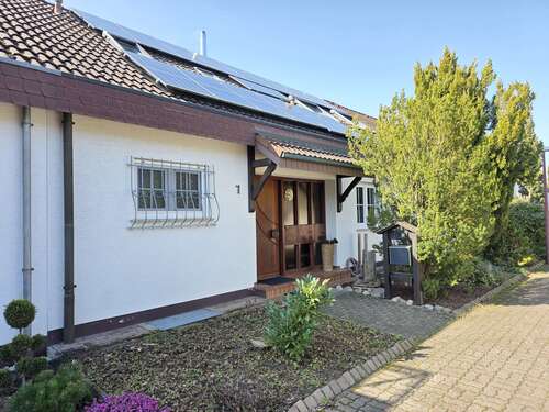 Foto - Haus zum Kaufen in Limburgerhof 695.000,00 € 175 m²
