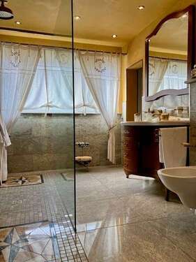 Foto - Wohnung zum Mieten in Metzingen 2.000,00 € 152 m²