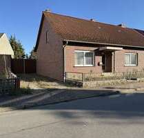 Haus zum Kaufen in Apenburg 89.000,00 € 125.8 m²