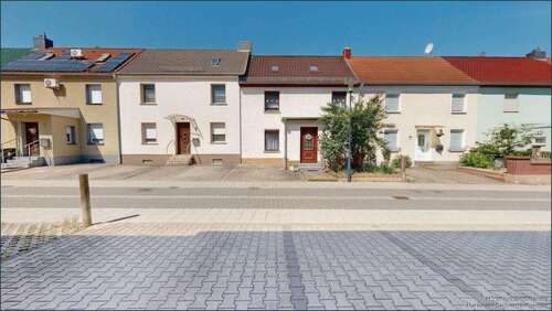 Foto - Haus zum Kaufen in Leuna 100.000,00 € 88.96 m²