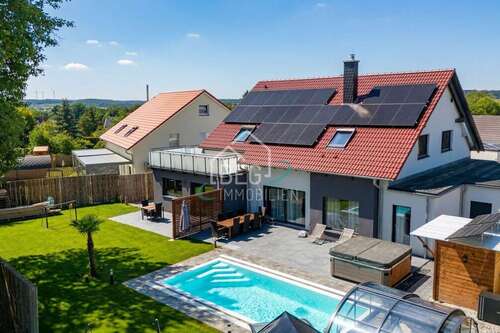 Foto - Haus zum Kaufen in Kirchberg an der Jagst Hornberg 1.180.000,00 € 245.93 m²