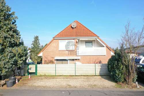 Foto - Haus zum Kaufen in Uetze Hänigsen 285.900,00 € 175.53 m²