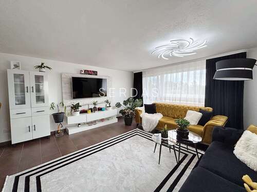 Foto - Haus zum Kaufen in Hof-Moschendorf 300.000,00 € 225 m²