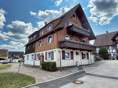 Foto - Haus zum Kaufen in Loßburg 328.000,00 € 151 m²
