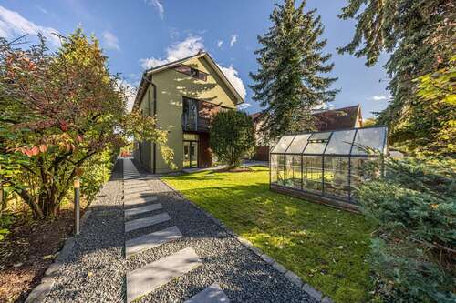 Foto - Haus zum Kaufen in Markkleeberg 1.850.000,00 € 320 m²