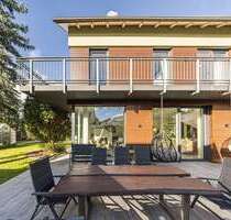 Haus zum Kaufen in Markkleeberg 1.850.000,00 € 320 m²