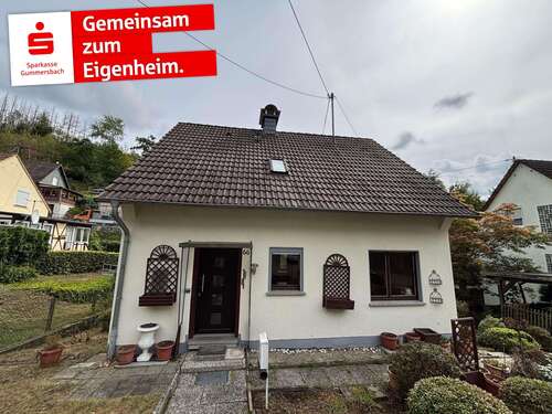 Foto - Haus zum Kaufen in Gummersbach 164.000,00 € 109 m²