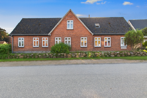 Foto - Haus zum Kaufen in Bliesdorf 750.000,00 € 210 m²