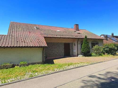 Foto - Haus zum Kaufen in Grafenau 848.000,00 € 315 m²